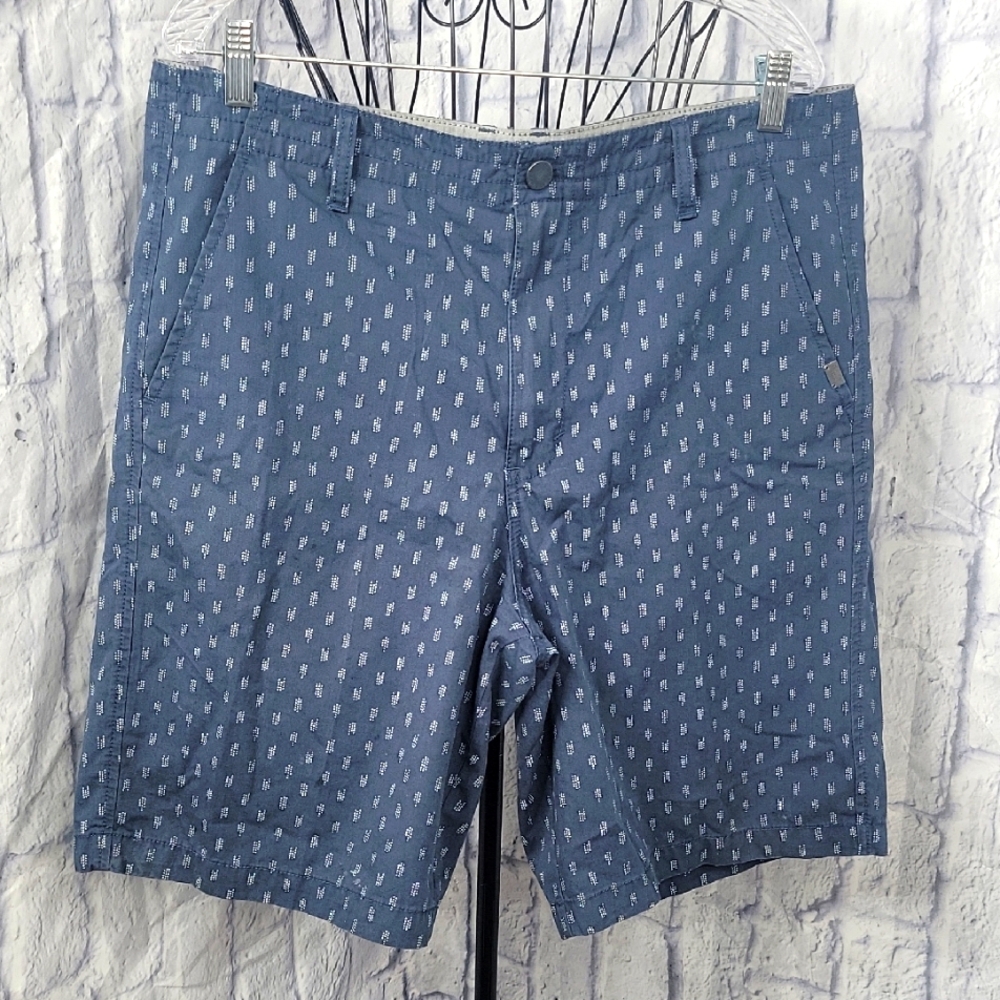 Calvin Klein Jeans‎ Blue and White Flat Front Shorts 36